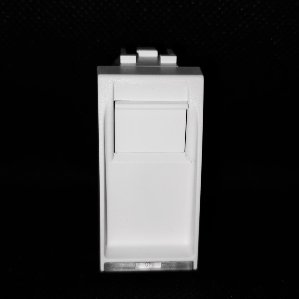 PRIZA INTERNET 1P ALB BTICINO LIVING LIGHT N4279C5E